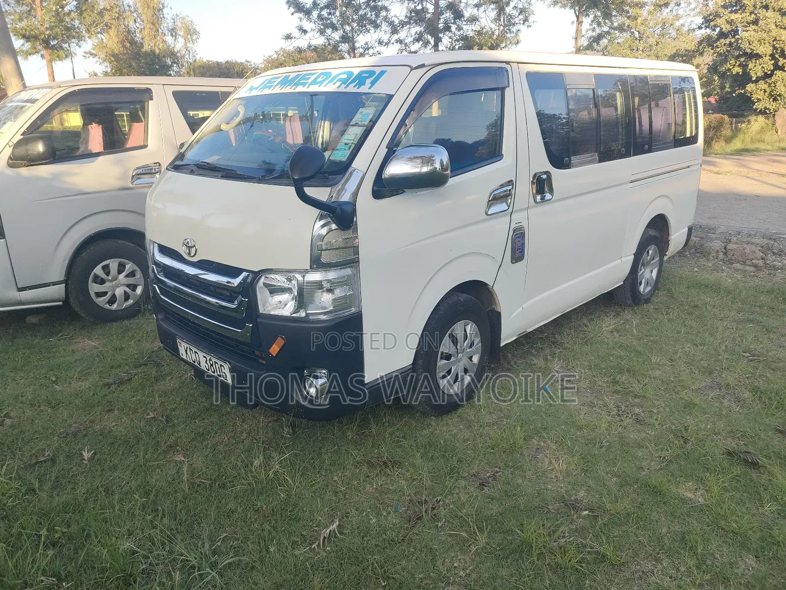 Toyota HiAce 2013 White