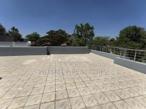 5bdrm Maisonette in Nairobi, Karen for rent