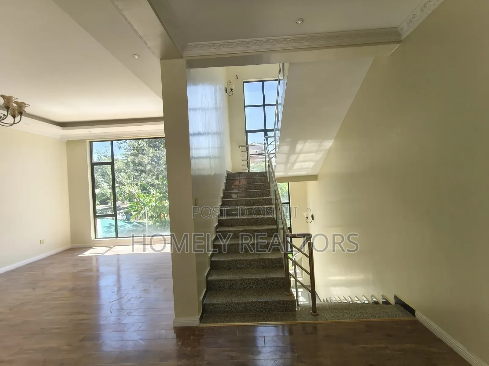 5bdrm Maisonette in Nairobi, Karen for rent