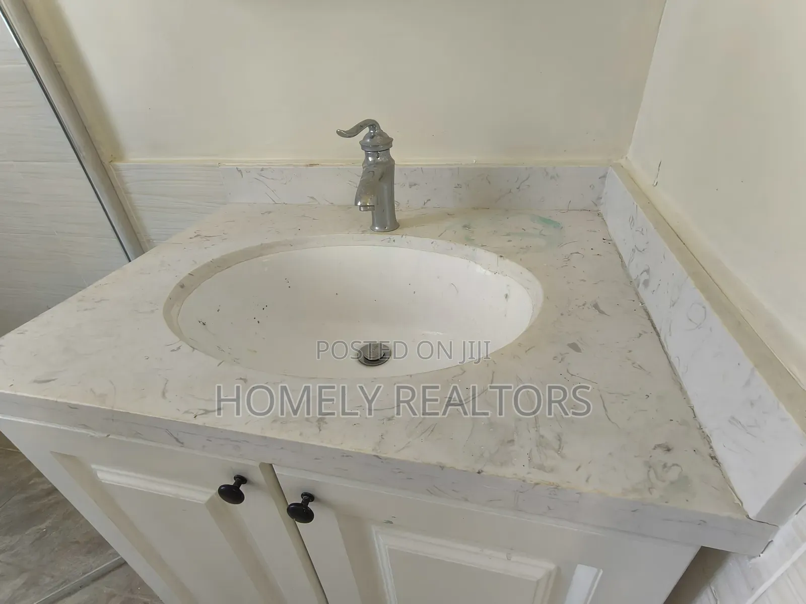 5bdrm Maisonette in Nairobi, Karen for rent