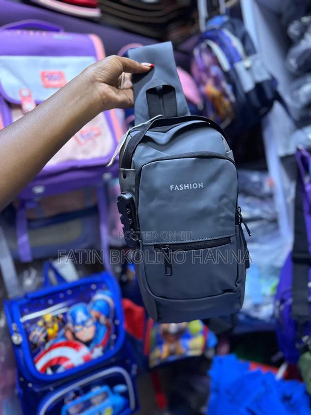 Stylish Unisex Chest Bags - thumbnail 2