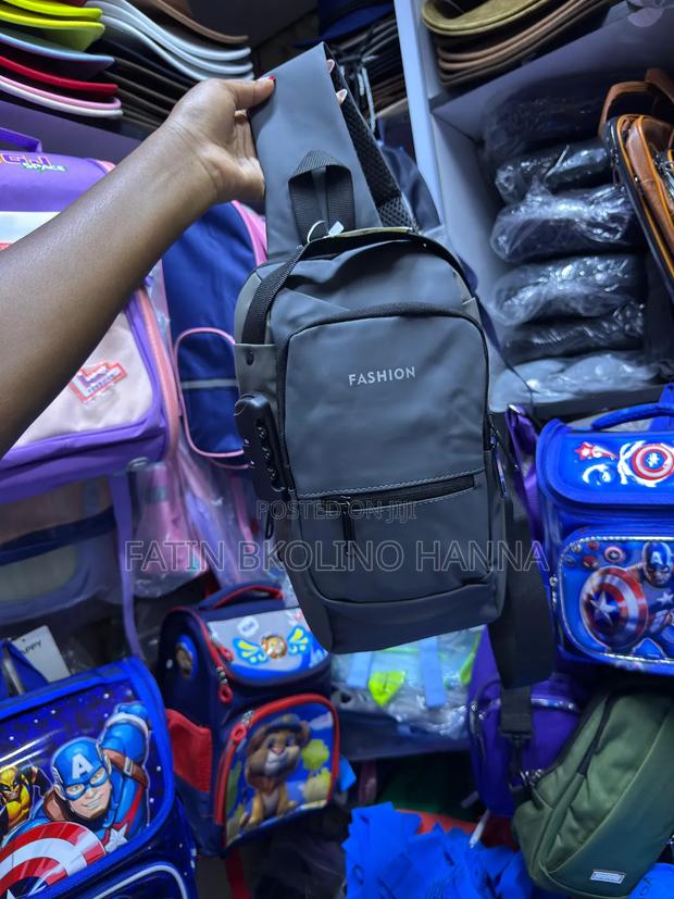 Stylish Unisex Chest Bags - thumbnail 3
