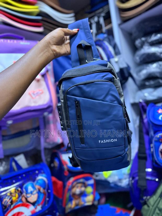 Stylish Unisex Chest Bags - thumbnail 4