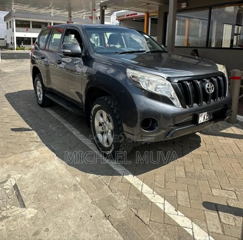 Toyota Land Cruiser Prado 2014 Gray