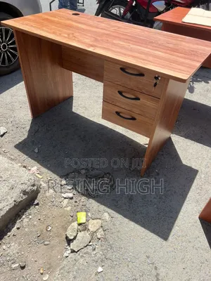  Small Office Desk – 1 Meter