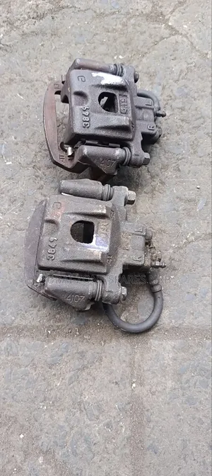 Rear Calipers (4107) Kluger, Harrier.