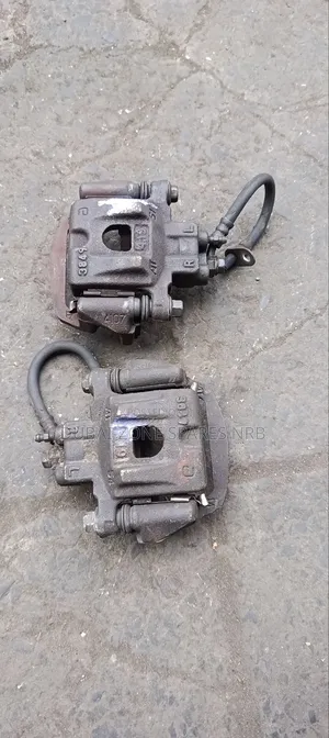 Rear Calipers (4107) Kluger, Harrier.