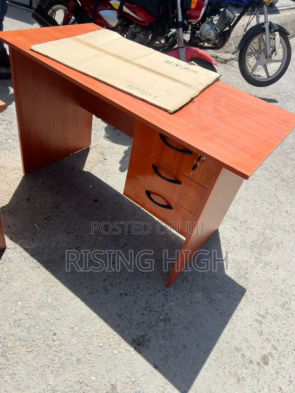  Modern Office Desk 1 Meter
