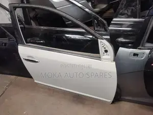 Premio 260 Front Door