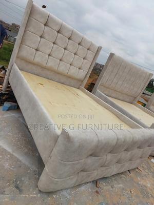 Classic 5by6 Wooden Bed - thumbnail 2