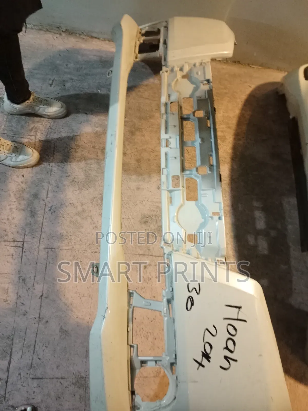 Clean Ex Japan Toyota Noah 2014 Front Bumper in Good Condition