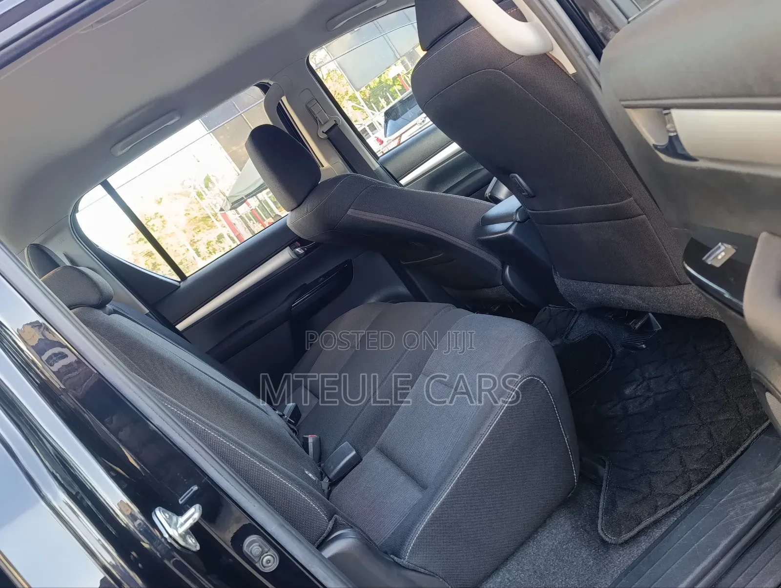 Toyota Hilux 2019 Black