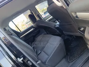 Toyota Hilux 2019 Black