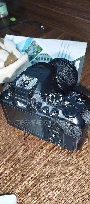 Nikon D3500 - thumbnail 2