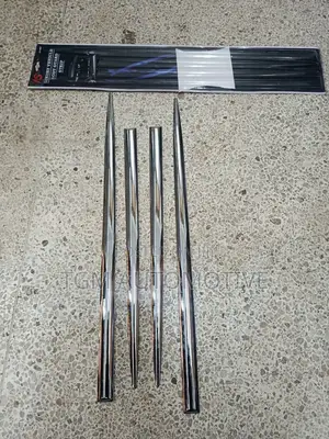 Side Moulding - Universal