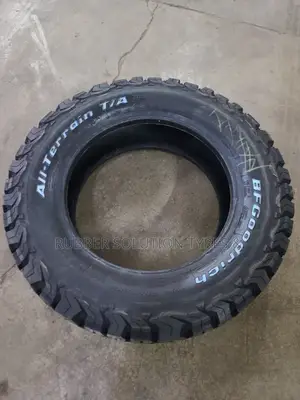 225/70 R17 Bf Goodrich Tyres a/Tk02 Made in U.S.A
