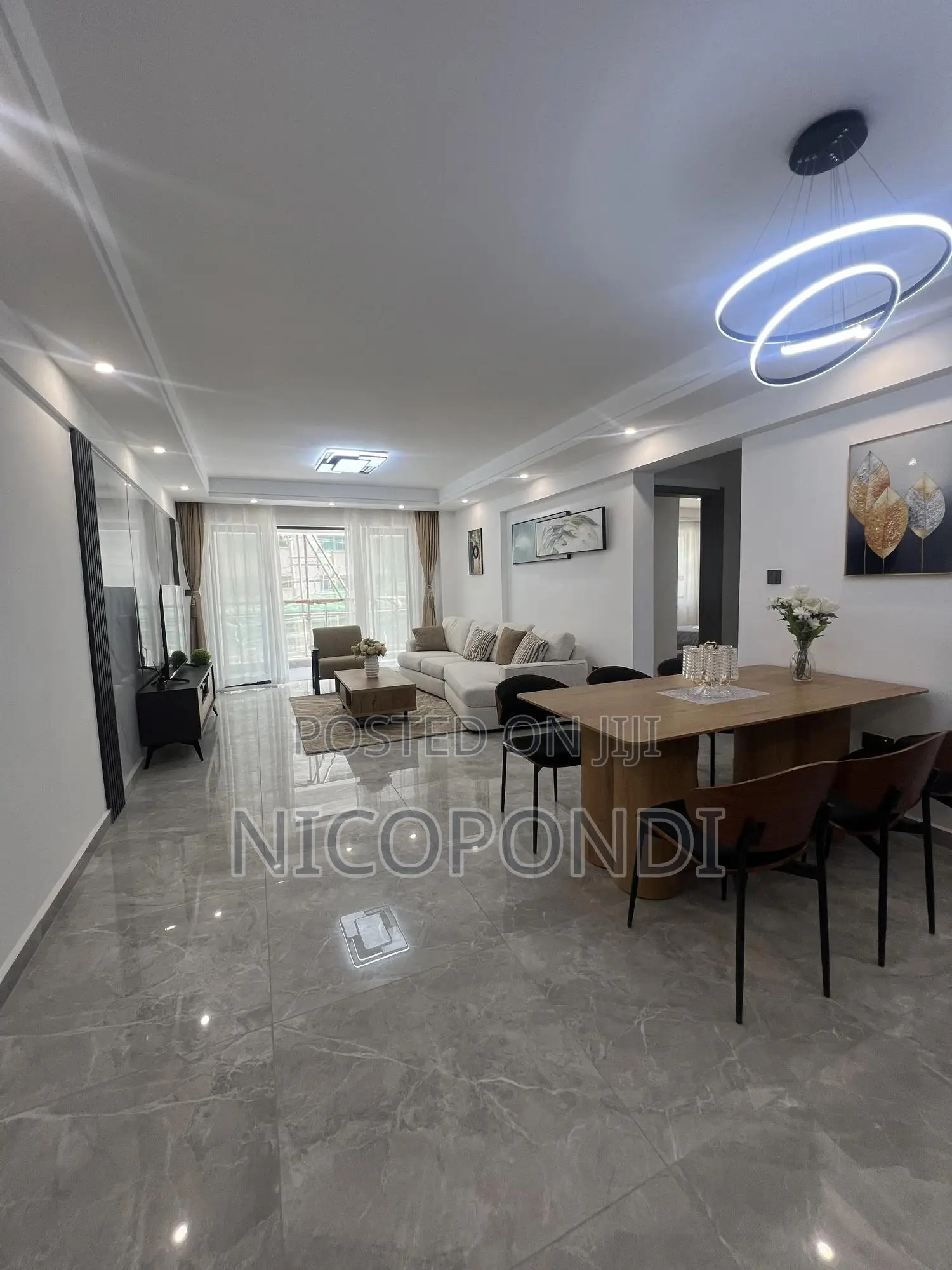 2bdrm Apartment in Lavington, Valley Arcade for sale