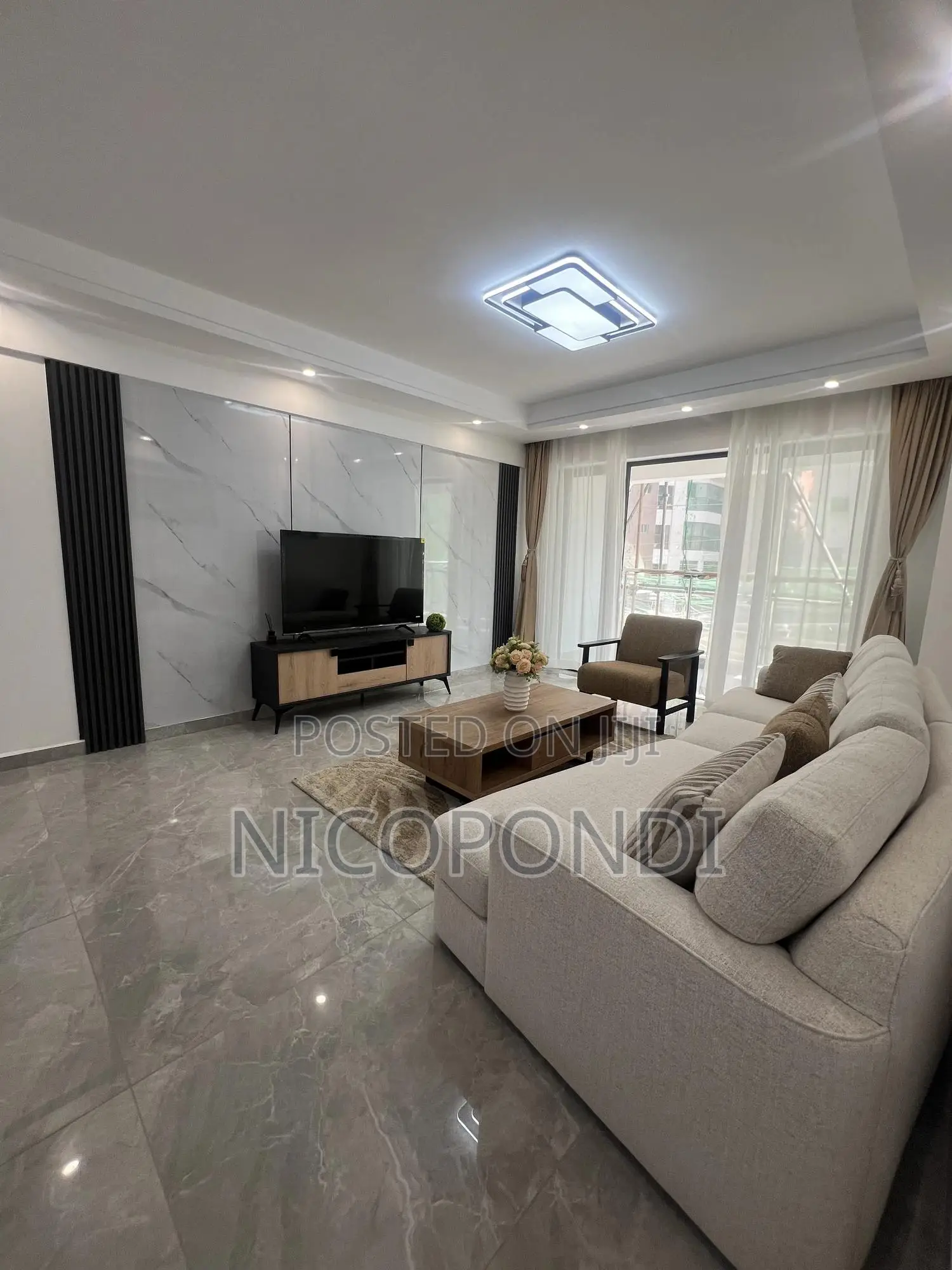2bdrm Apartment in Lavington, Valley Arcade for sale
