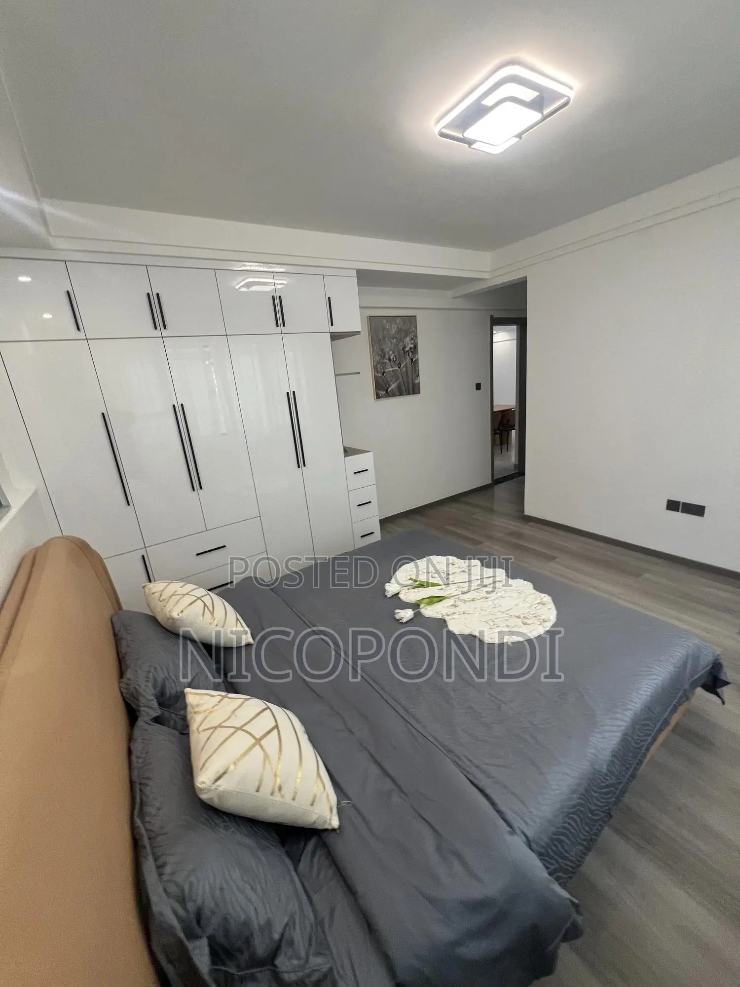 2bdrm Apartment in Lavington, Valley Arcade for sale