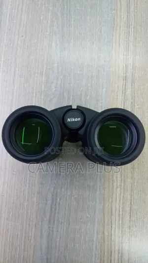 Nikon Prostaff Binocular P7