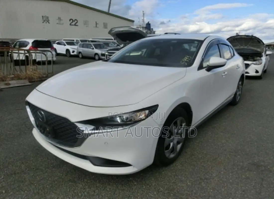 Mazda Axela 2019 White