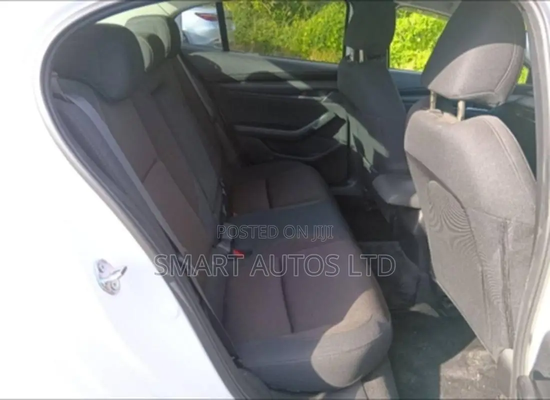 Mazda Axela 2019 White