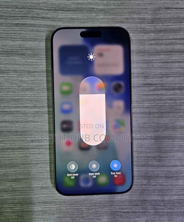 Apple iPhone 16 Pro Max 256 GB Black - main view