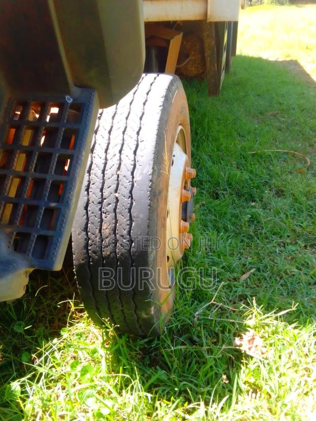 Mitsubishi Fuso - thumbnail 9