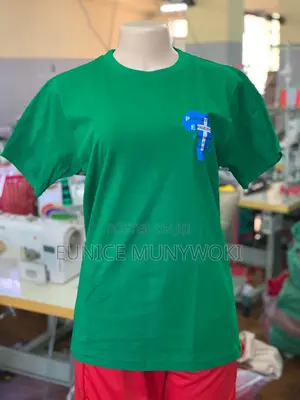 Branded Round Neck Tshirts Good Quality