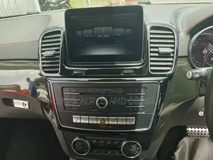 Mercedes-Benz GLE-Class 2018 White