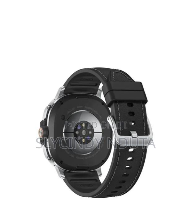 Samsung Galaxy Watch 8 Classic New - thumbnail 3