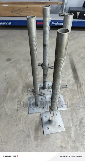 Base U Jacks Supplier