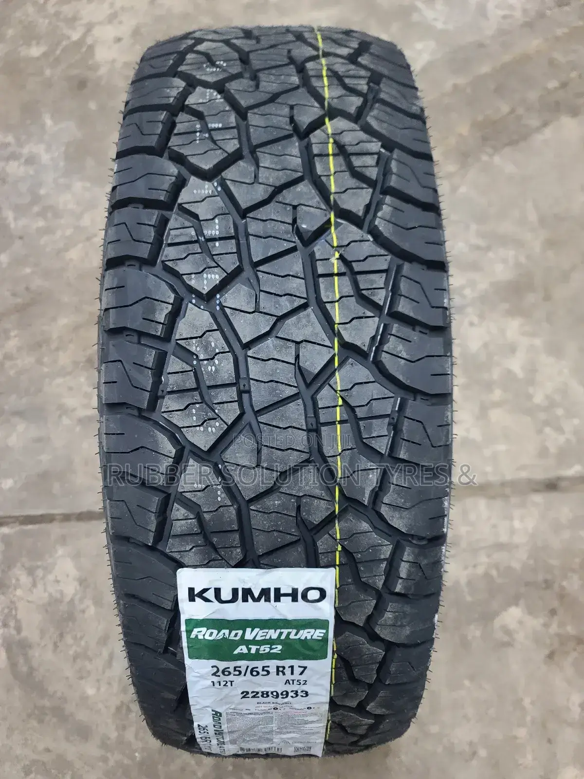 265 /65 R17 Kumho Tyres Road Venture a/T52 All-Terrain