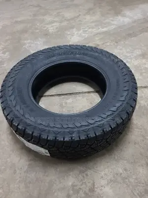 265 /65 R17 Kumho Tyres Road Venture a/T52 All-Terrain