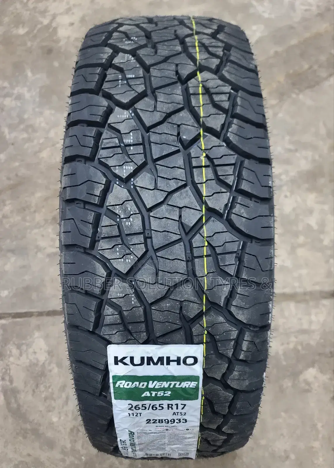 265 /65 R17 Kumho Tyres Road Venture a/T52 All-Terrain