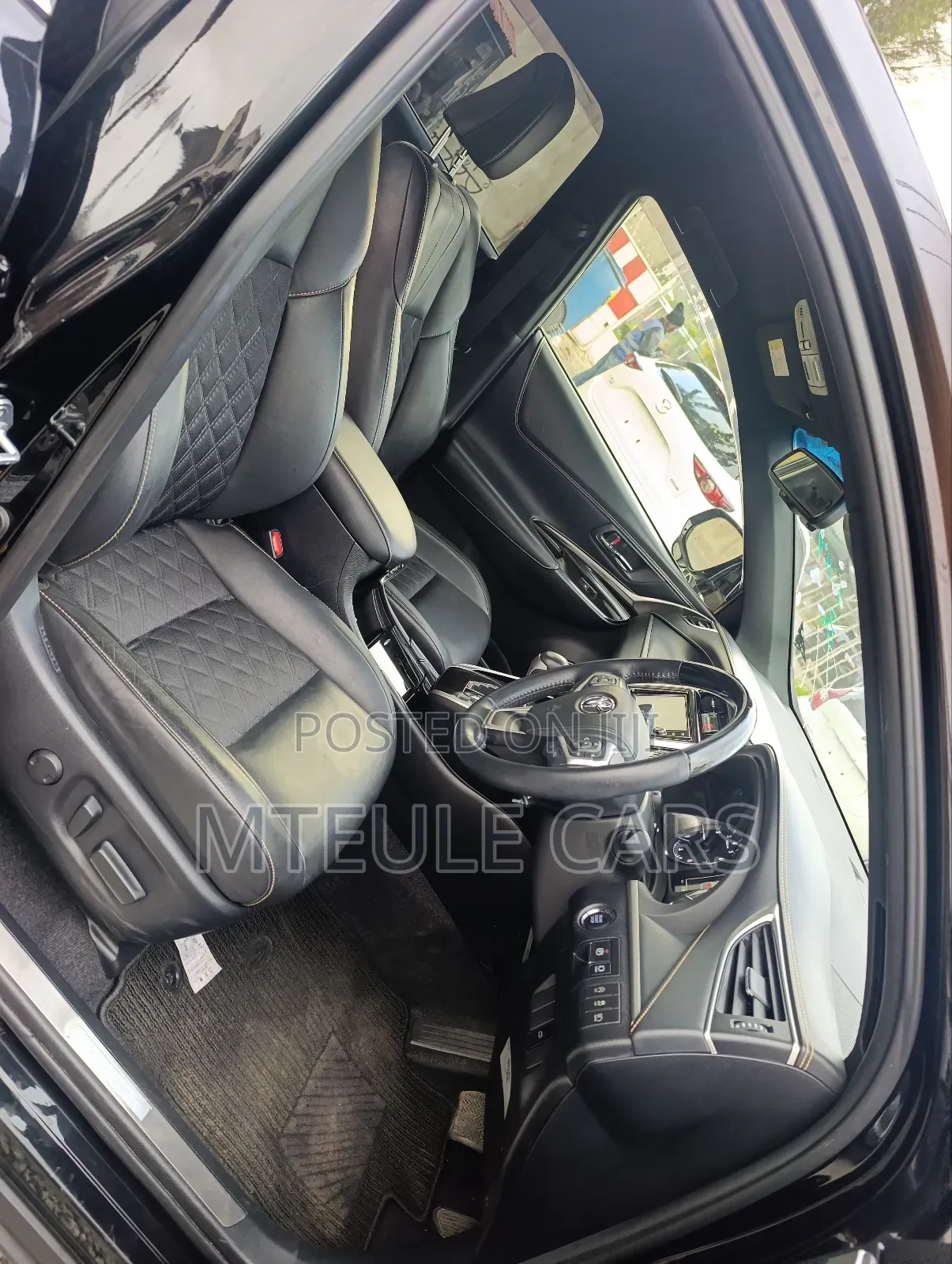 Toyota Harrier 2019 Black