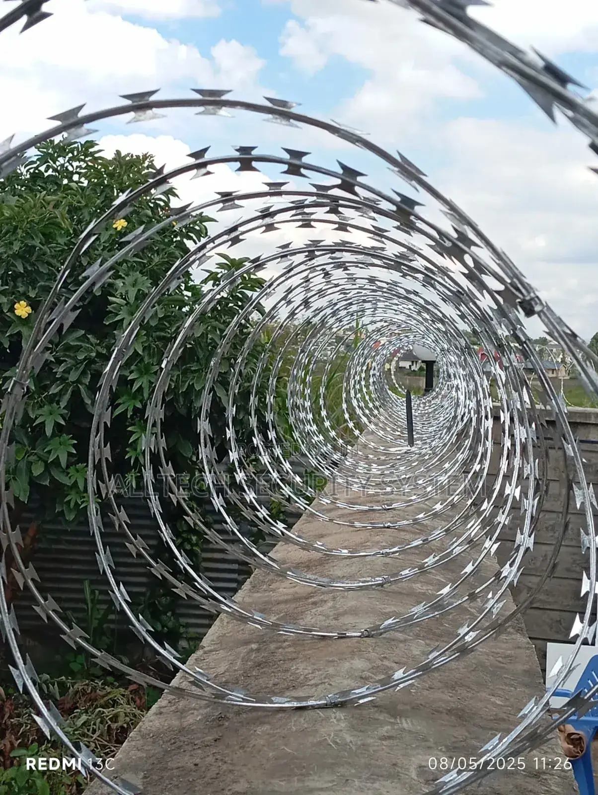 Silver Razor Wire 450mm 10m