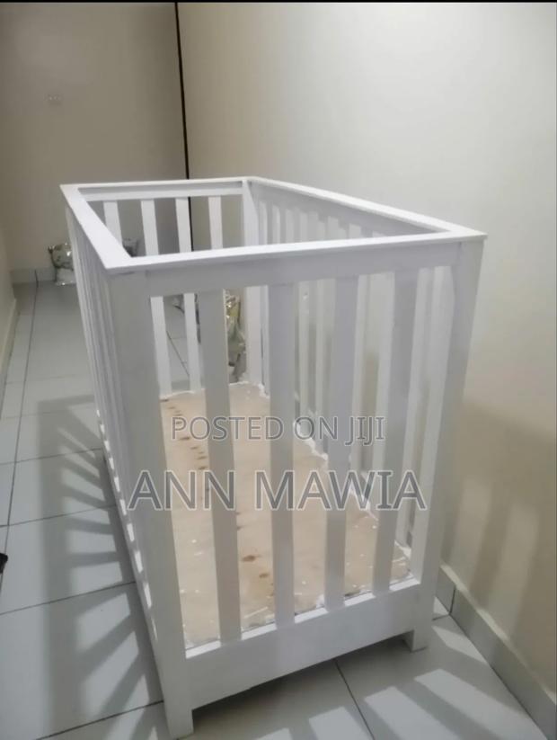 White Baby Cot - thumbnail 3