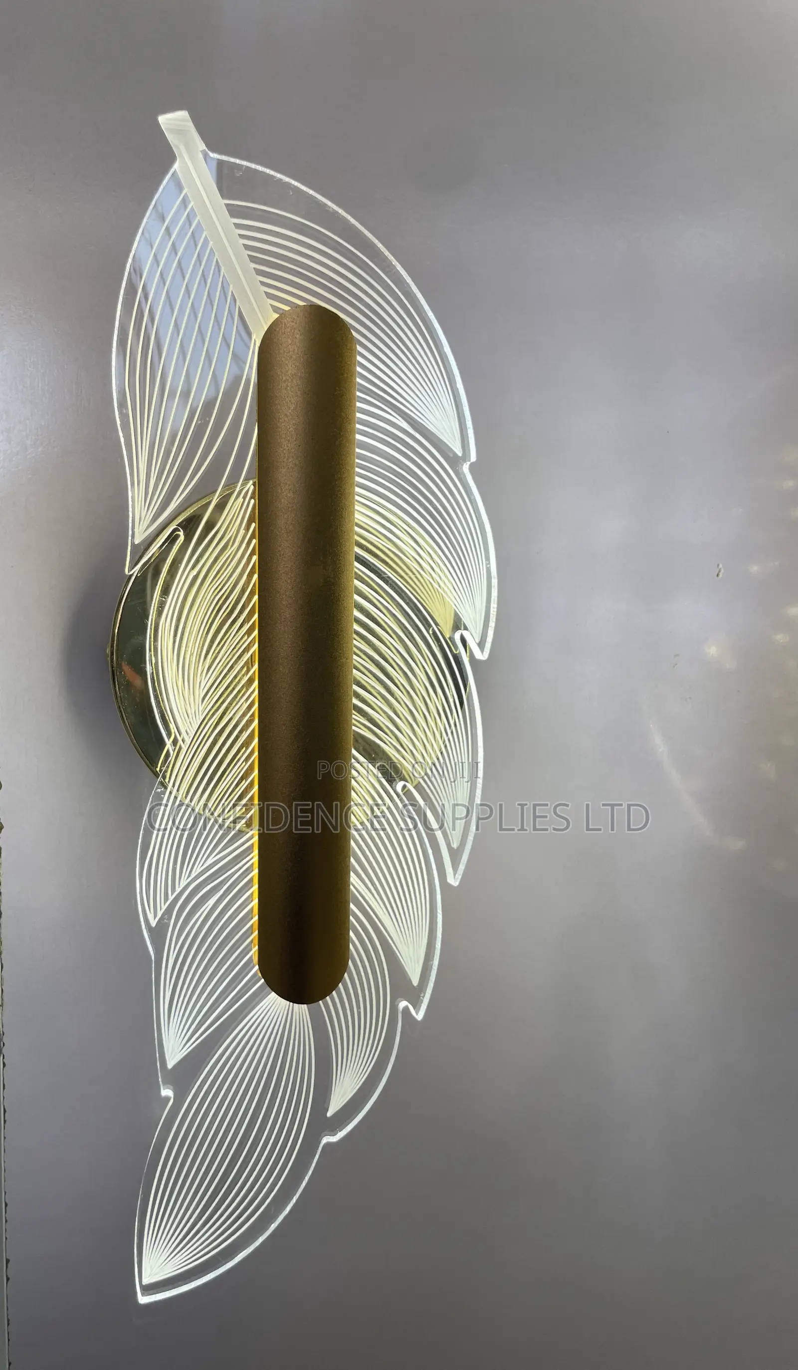 Wall Bracket Leaf Clear