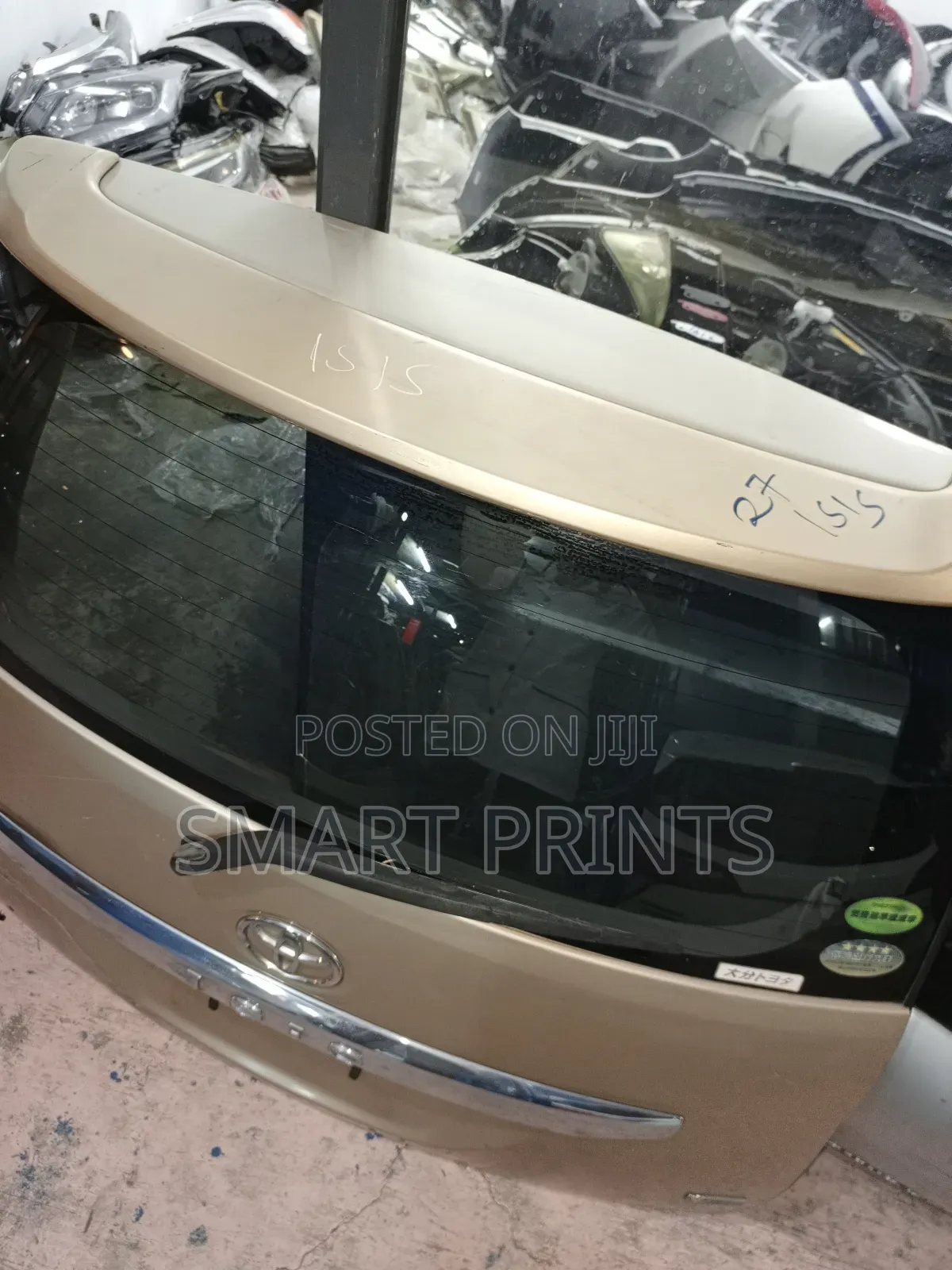 Magnificent Quality Ex Japan Toyota Isis Boot Available