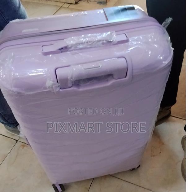 Large 60cm Suitcase Ideal for Travel and Storage - thumbnail 2
