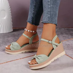 Ladies Comfotable Wedge 37-42