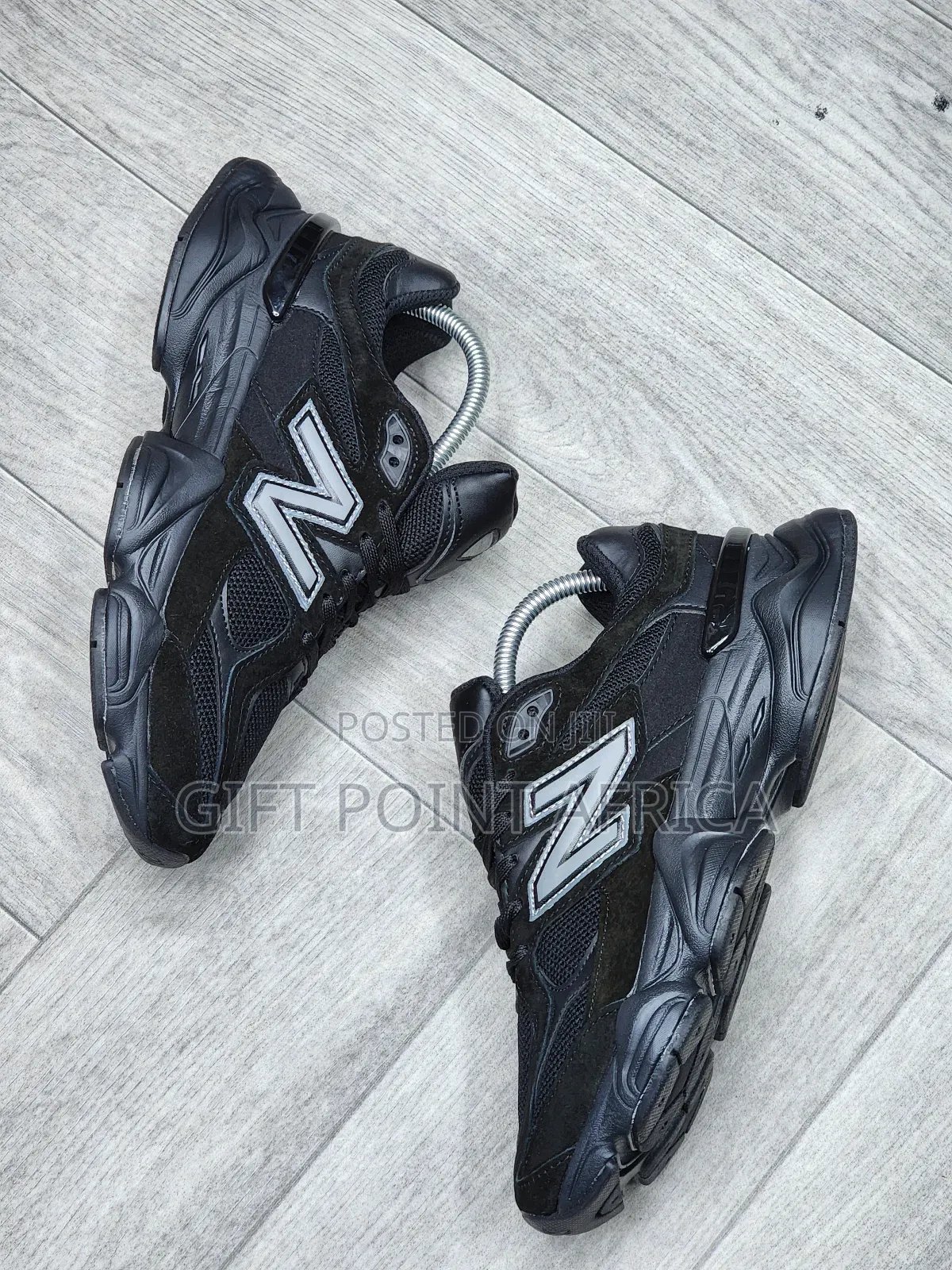 New Balance 9060 "Black Cement" Or "Triple Black" Sneaker.