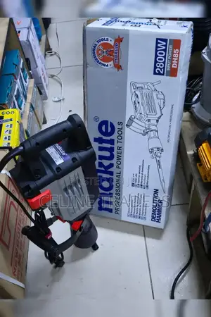 Makute Dh85 Heavy-Duty Demolition Hammer.
