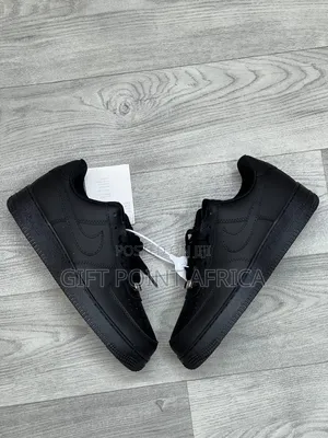 Leather Nike Airforce 1 Black Sneakers