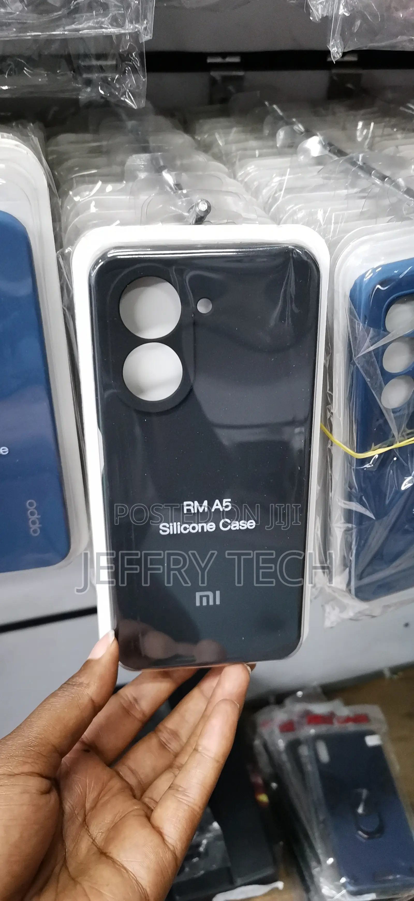 Zakie Redmi A5 Liquid Silicone Case With Cloth Inner Lining