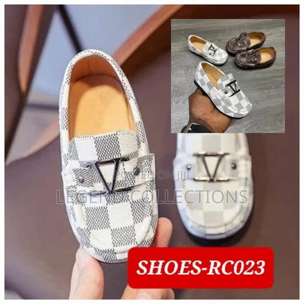 Kids Lv Loafers (Size 29 30)