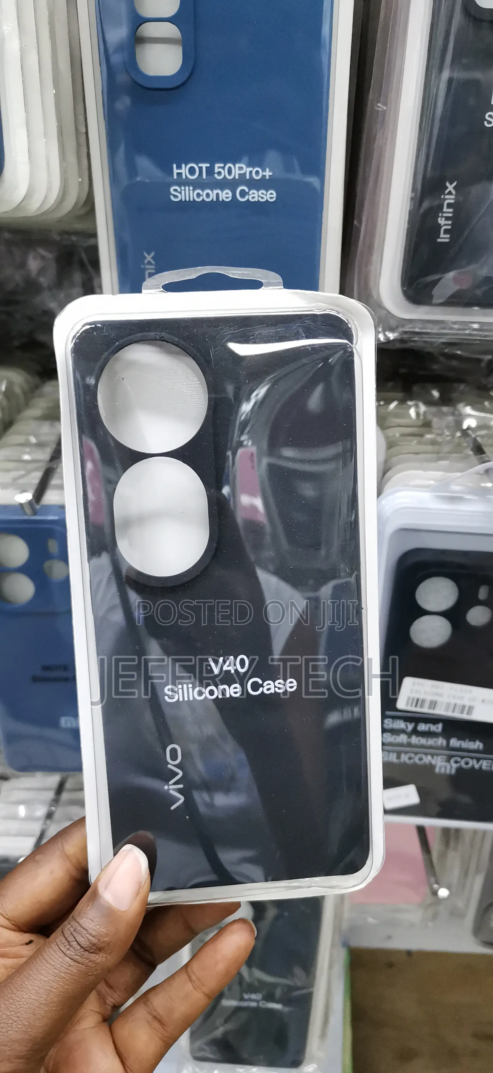 Mobola Vivo V40 Liquid Silicone Case With Cloth Lining Inside