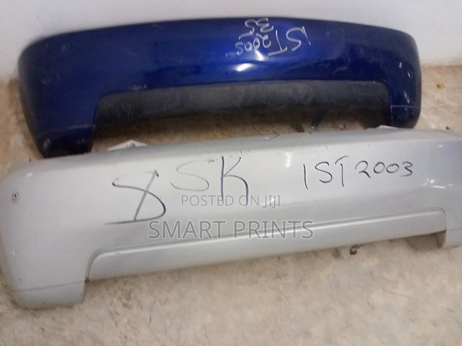 Prime Quality Ex Japan Toyota Ist Back Bumper in Good Condition