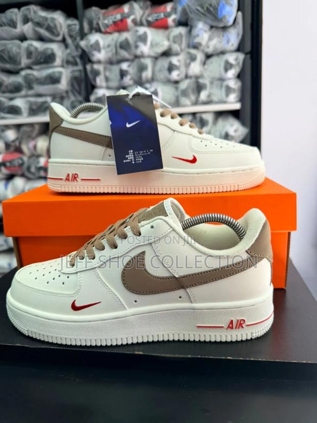 Nike Airforce Brown Swoosh - thumbnail 3